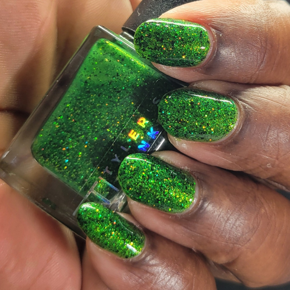 キラキラグリーン ツイスターオルゴナイト✨ Yas - Rainbow Pride Indie Nail Polish – Tyler's Trinkets NY