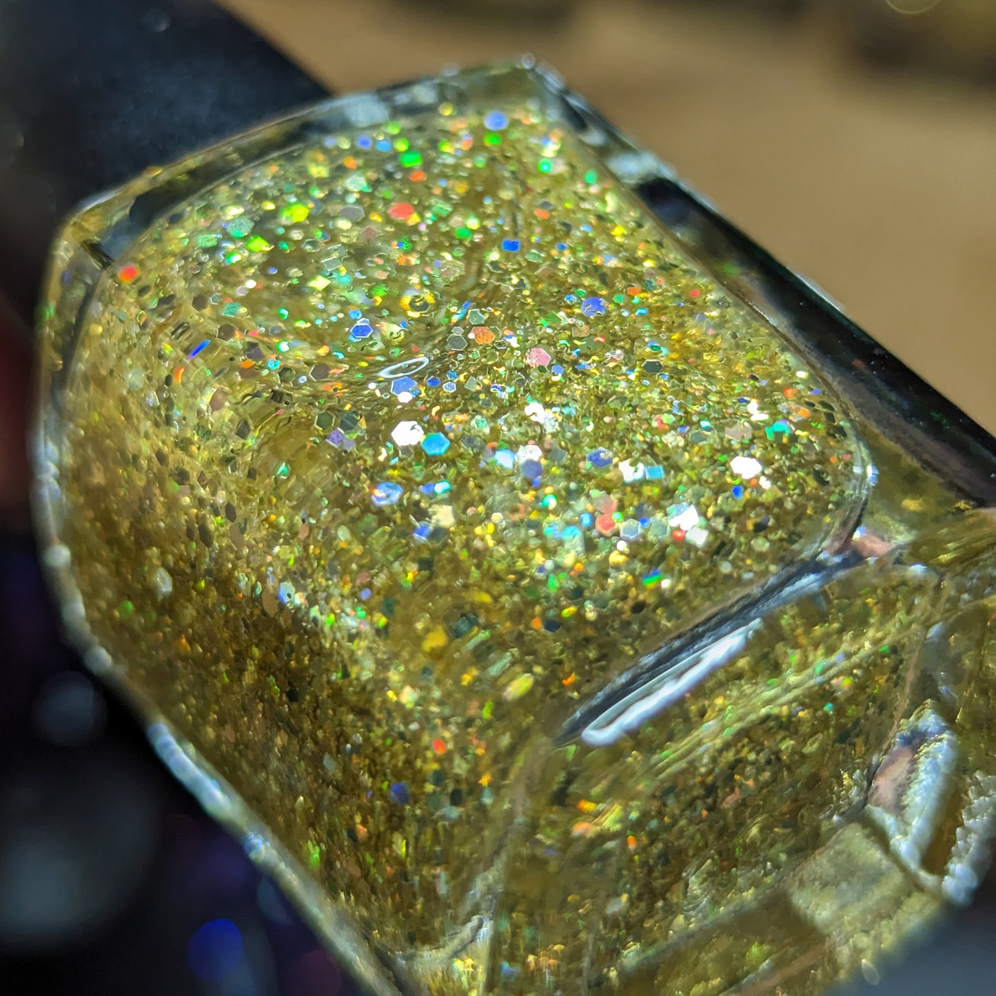 #BeProud Holo Glitter Topper - Gold
