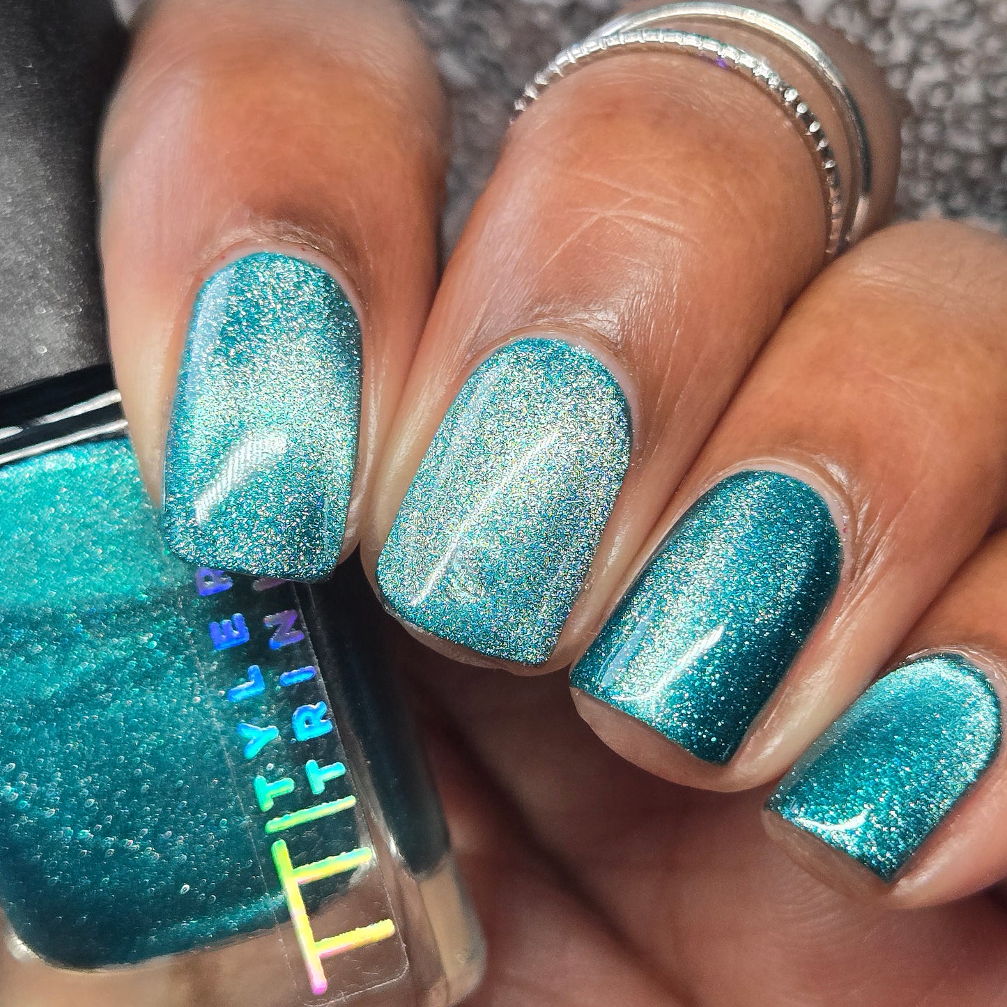 Advent Overpour: Digital Friend