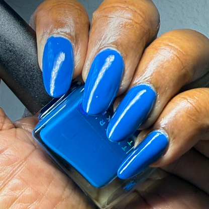 Blue With a Fart of Green