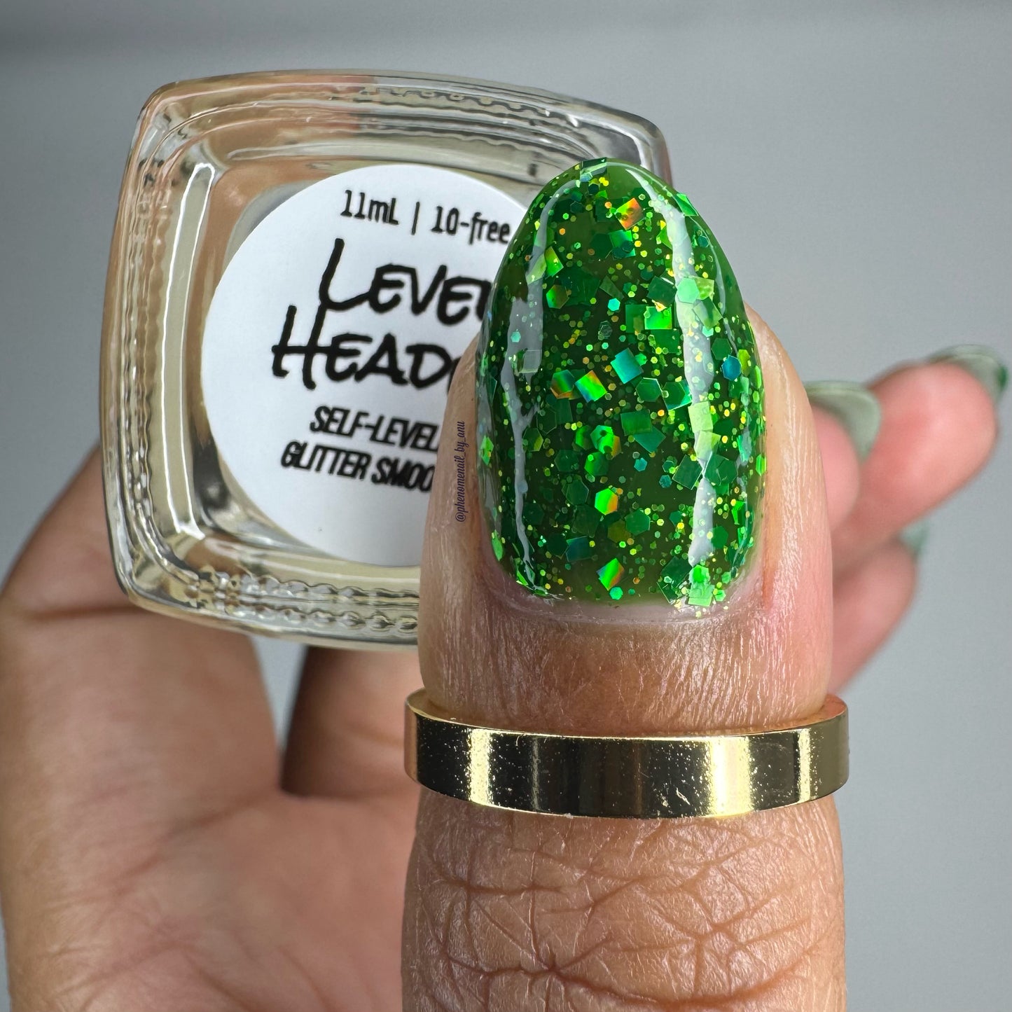 Level Headed - Glitter Smoother